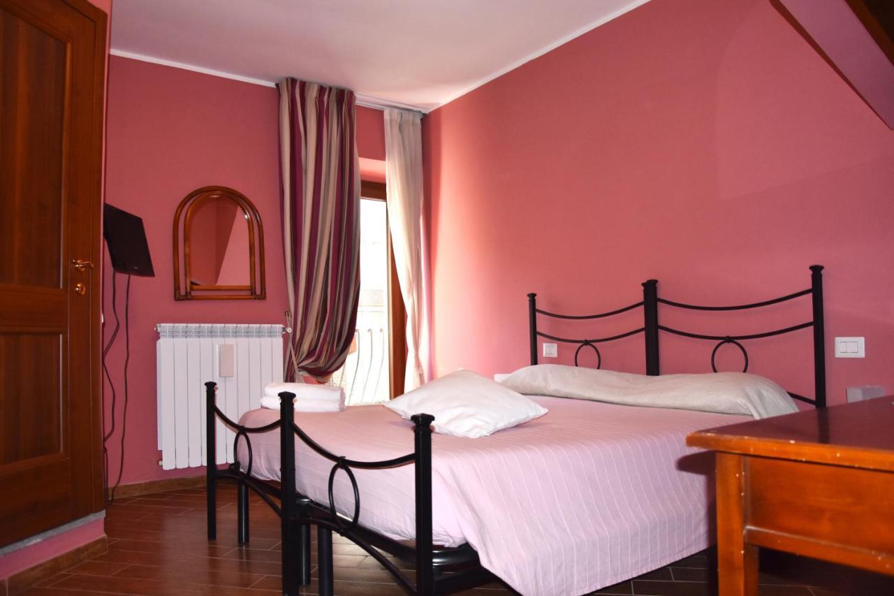 ויטרבו Il Peperino Guesthouse מראה חיצוני תמונה