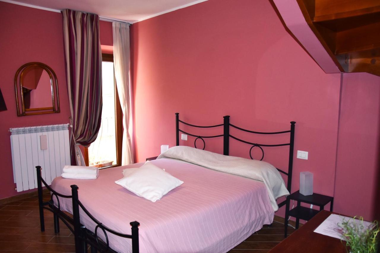 ויטרבו Il Peperino Guesthouse מראה חיצוני תמונה